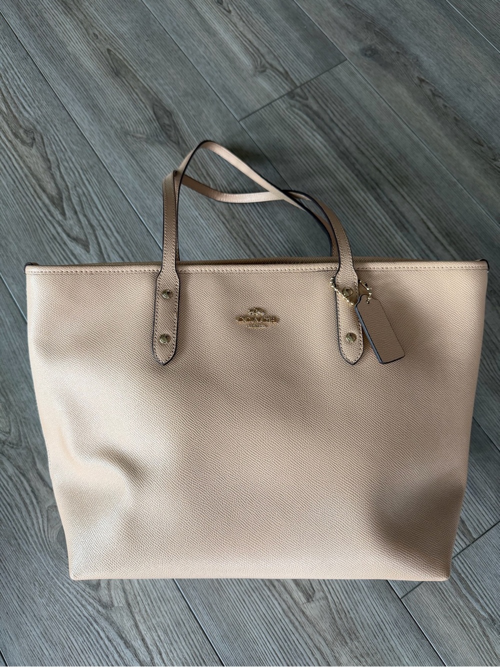 Coach City Tote Nude Pebble Leather Zip Top Tote Purse Gold Hardware